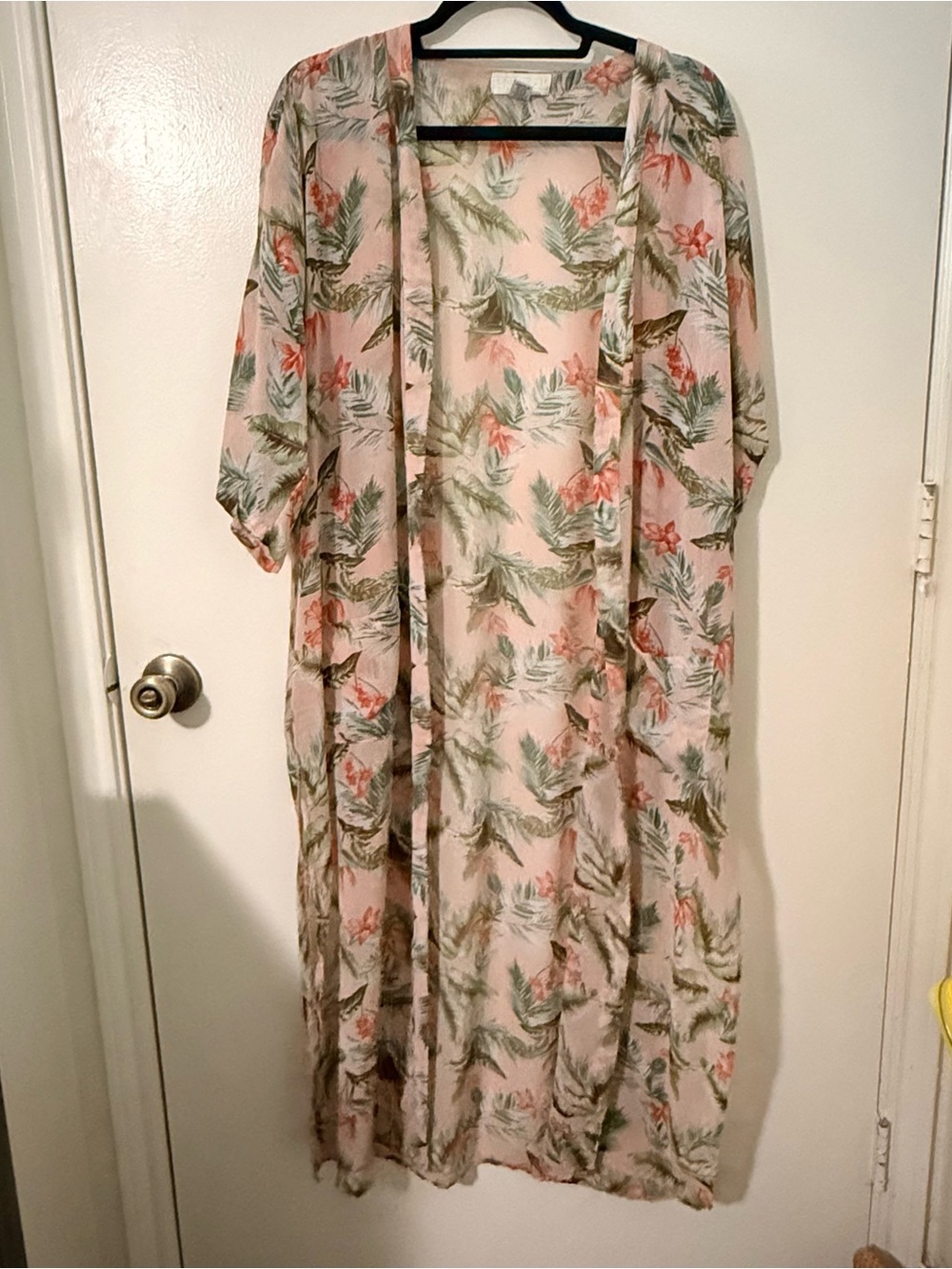 Forever 21+ Women’s Plus 2X Floral Geometric V-Neck Kimono Top